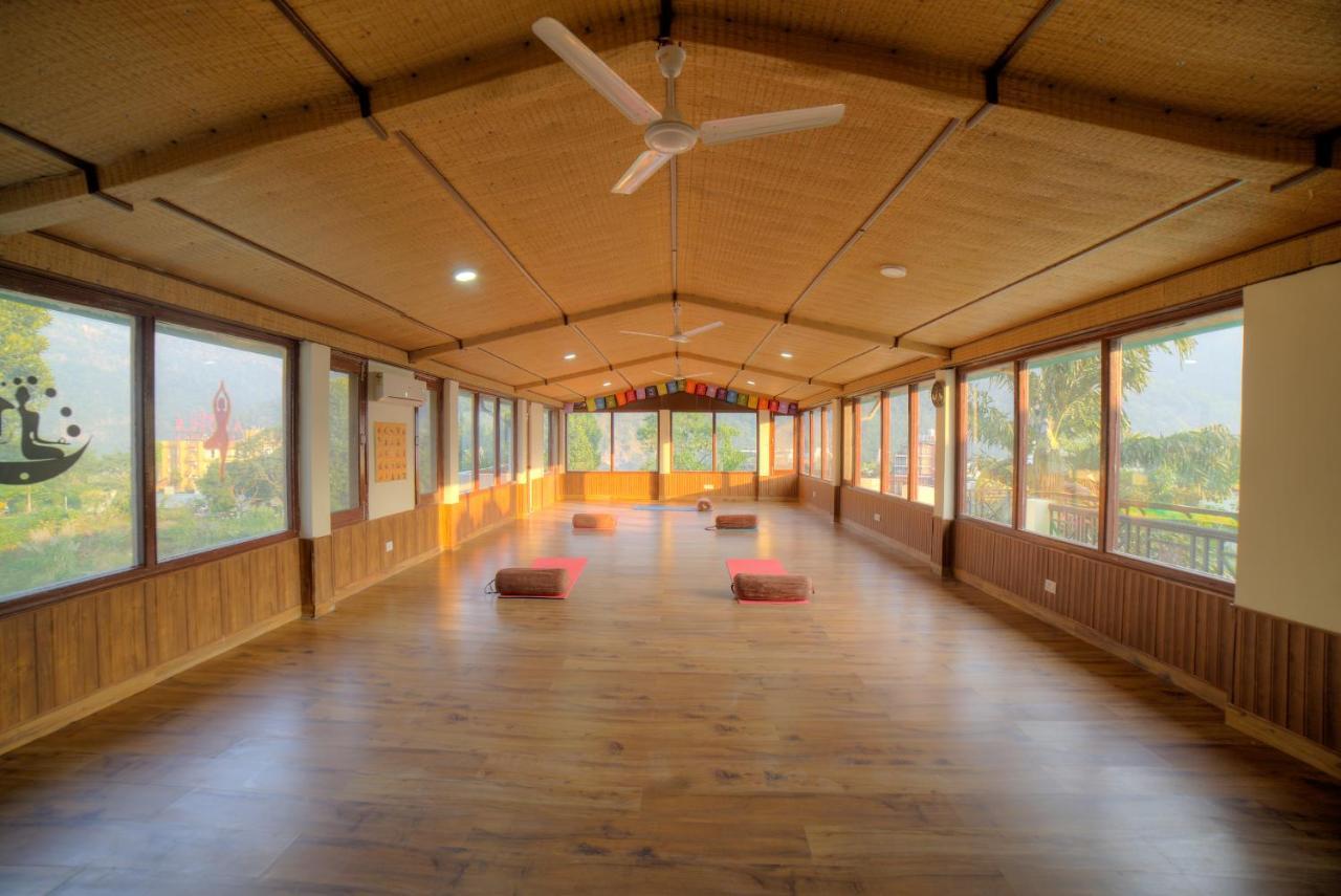 Yogved Hospitality & Resort Rishīkesh Екстериор снимка
