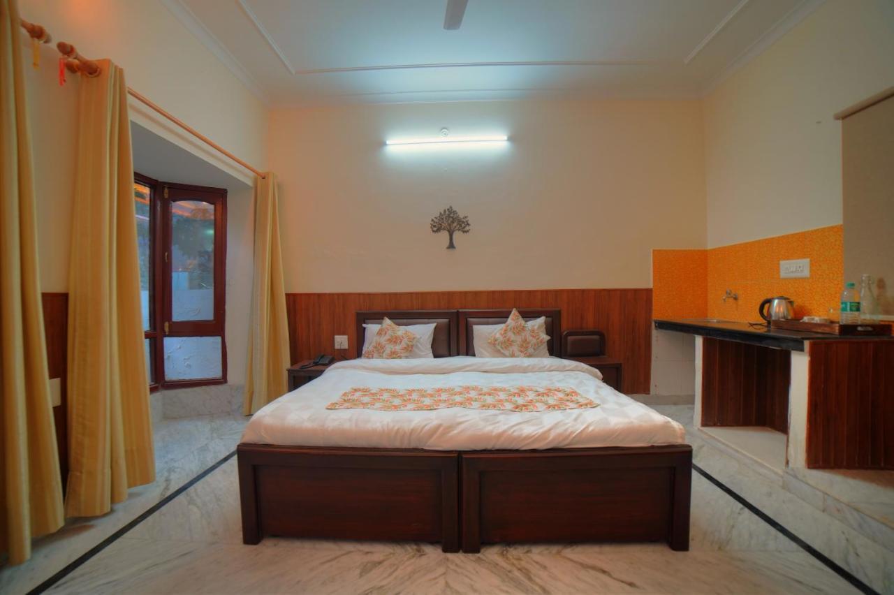 Yogved Hospitality & Resort Rishīkesh Екстериор снимка