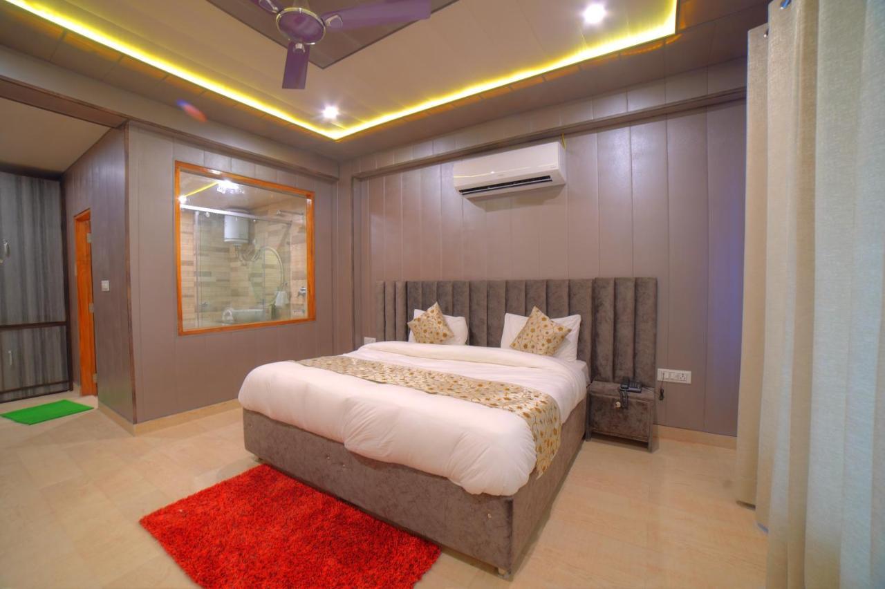 Yogved Hospitality & Resort Rishīkesh Екстериор снимка