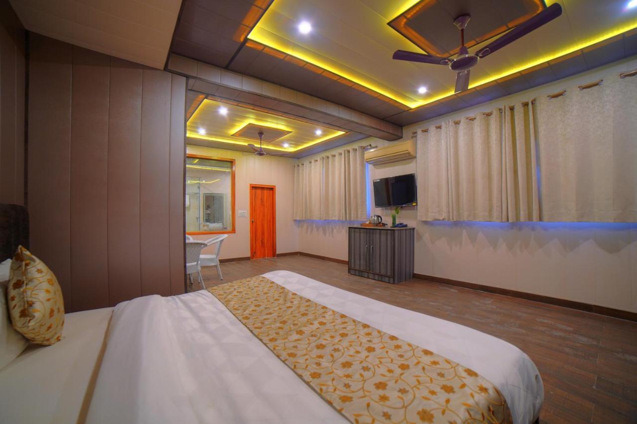 Yogved Hospitality & Resort Rishīkesh Екстериор снимка