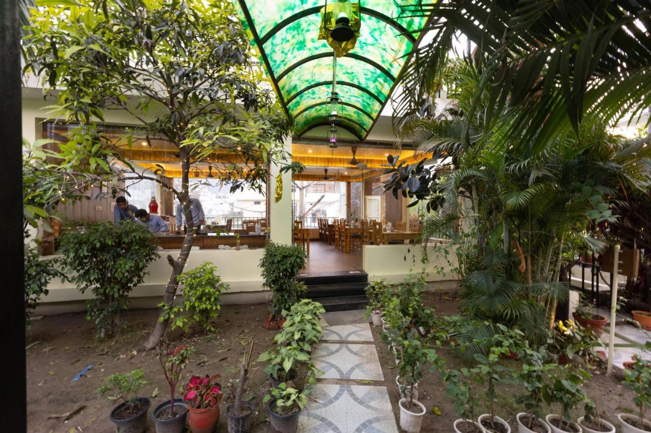 Yogved Hospitality & Resort Rishīkesh Екстериор снимка